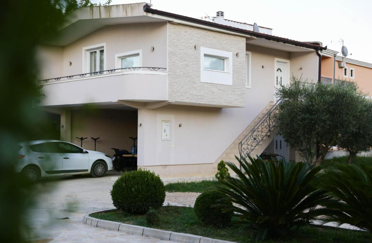 La Hacienda Hotel Ulcinj Exterior foto