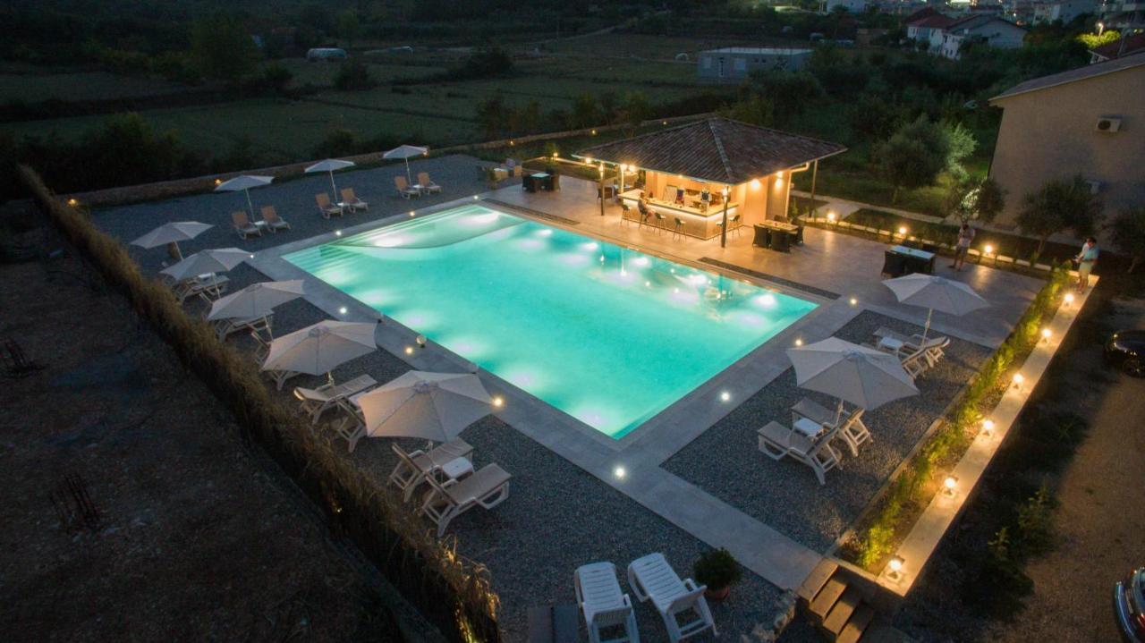 La Hacienda Hotel Ulcinj Exterior foto