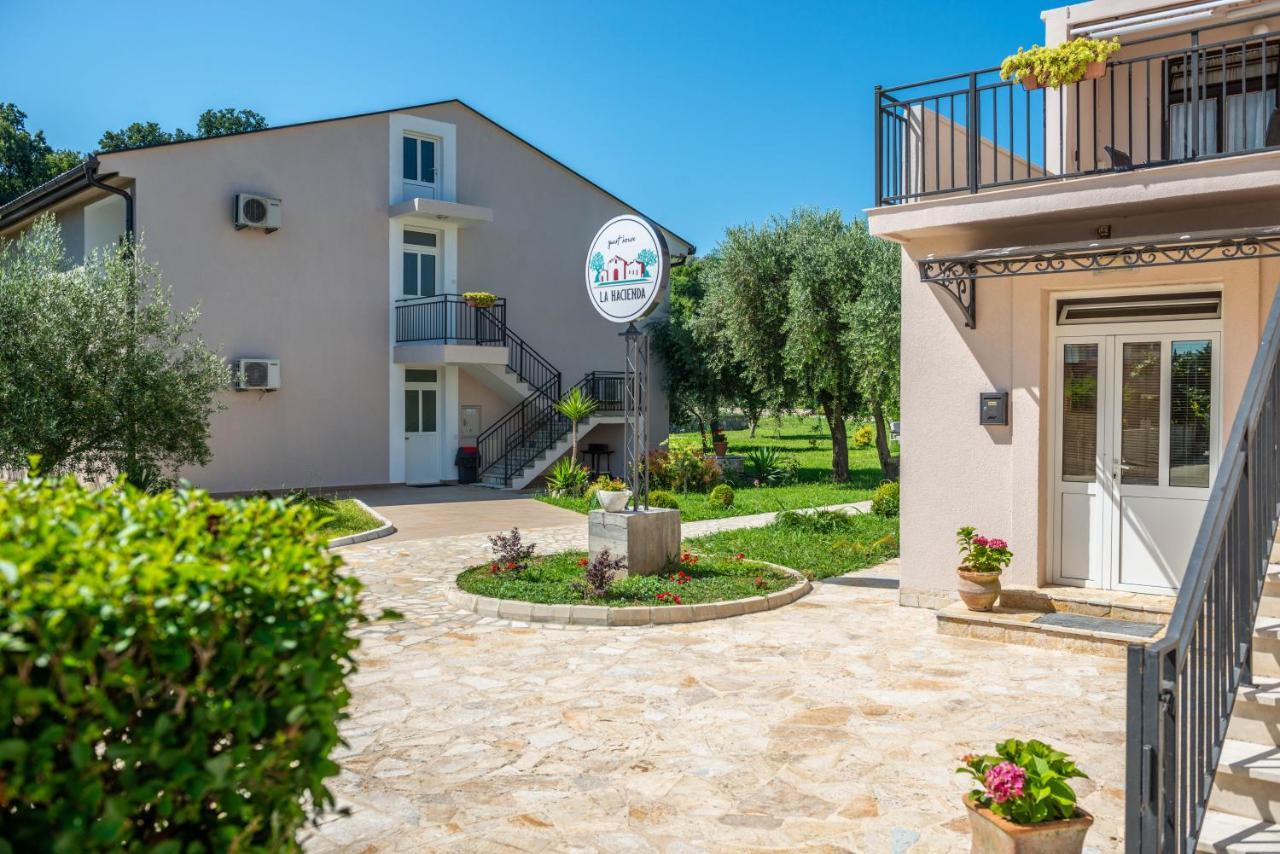 La Hacienda Hotel Ulcinj Exterior foto