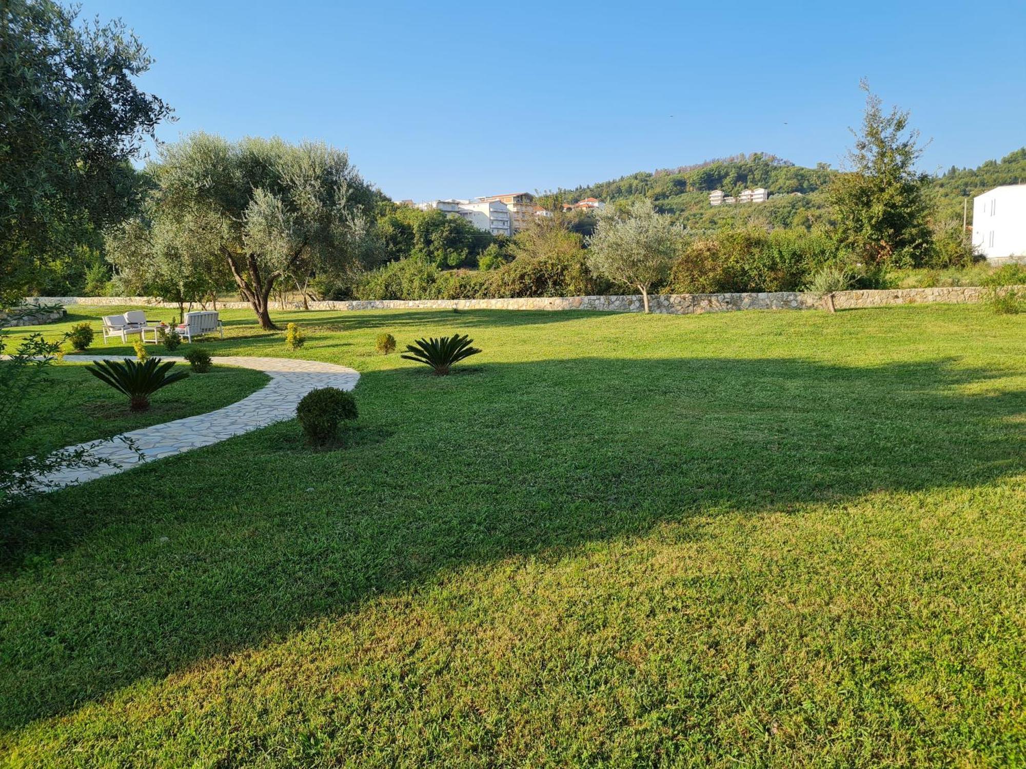 La Hacienda Hotel Ulcinj Exterior foto